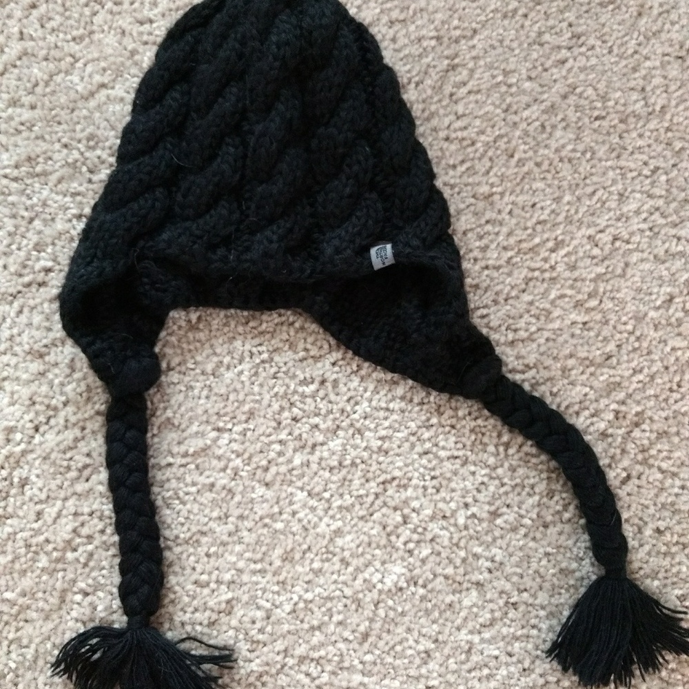 Woman's North Face winter hat
